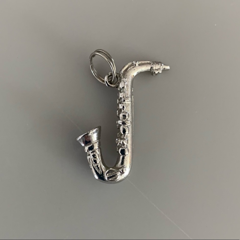 STERLING SILVER Vintage Saxophone Charm-MAKE OFFER👍🏻❣️